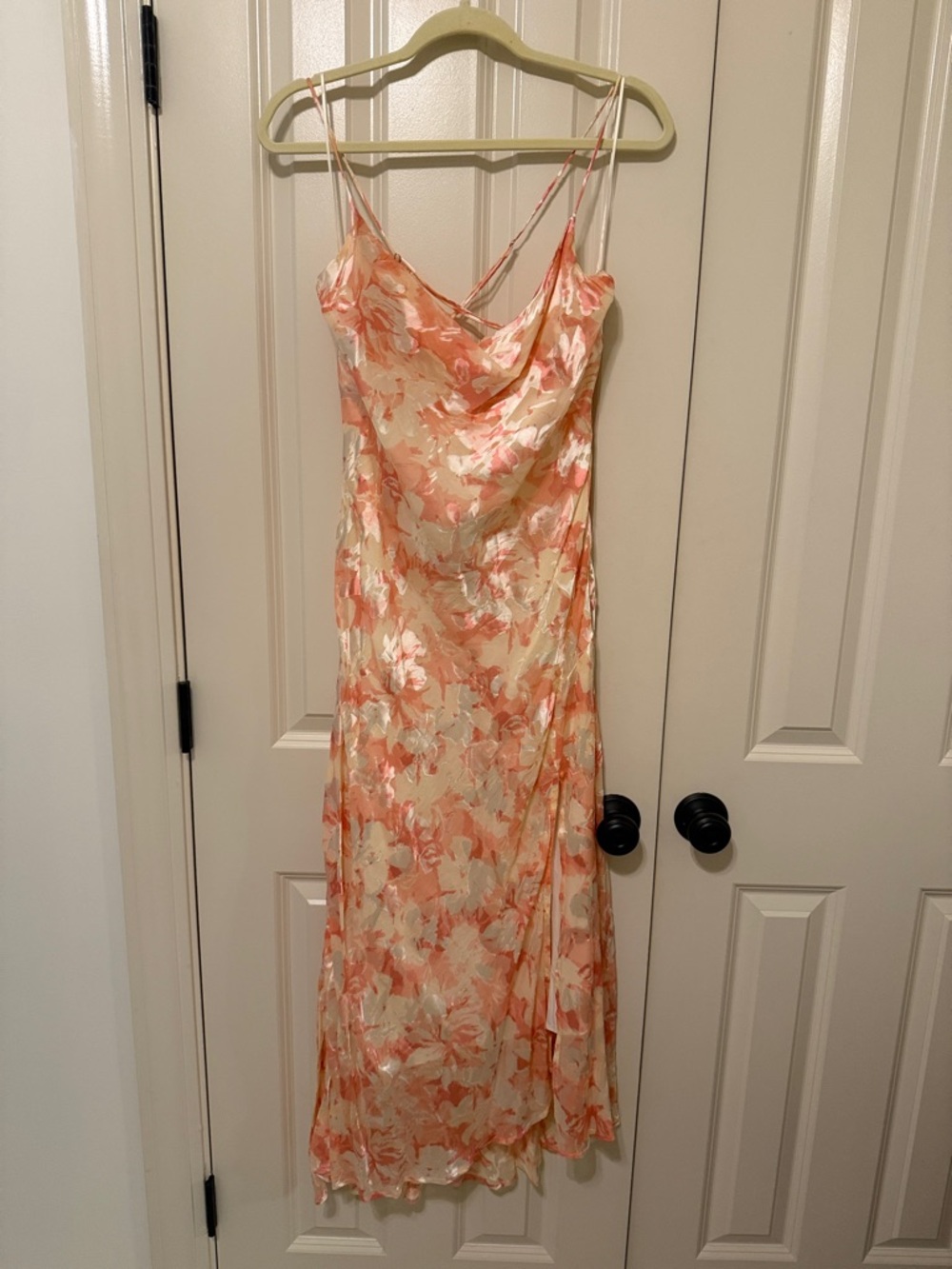 ASTR Floral Satin Slip Dress in Peach/Light Pink and Cream
